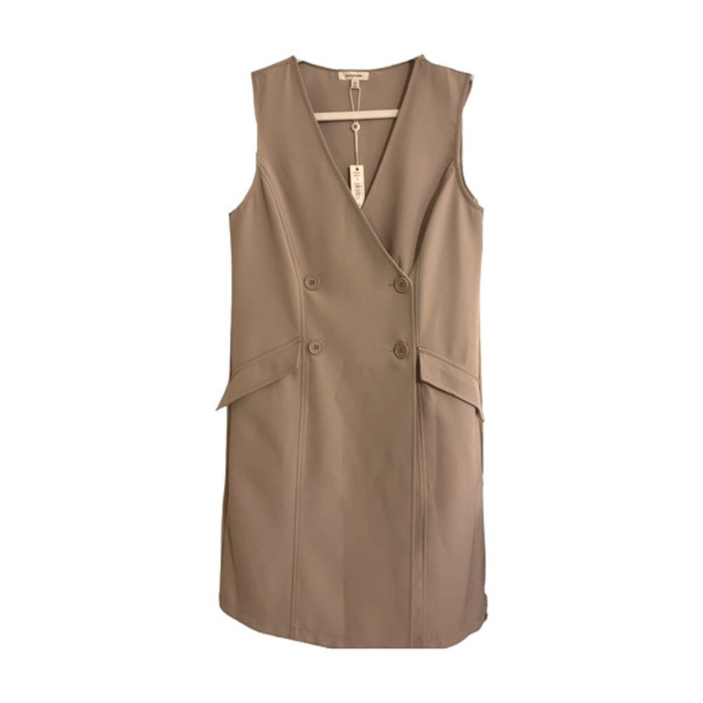 Max Studio Camel Sleeveless Double-Breasted Front Button Tuxedo Dress V Neck